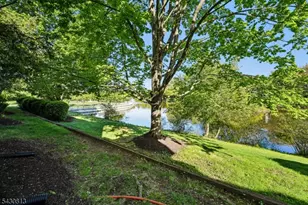 366 Pond Rd, Bridgewater, NJ 08807 - Photo 27