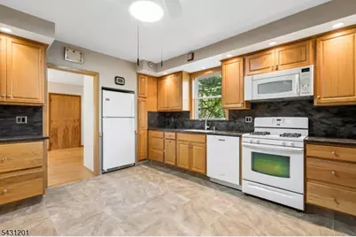 186 W Northfield Rd, Livingston, NJ 07039 - Photo 13