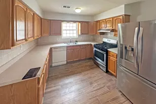 328 Broadway, Elizabeth, NJ 07206 - Photo 3