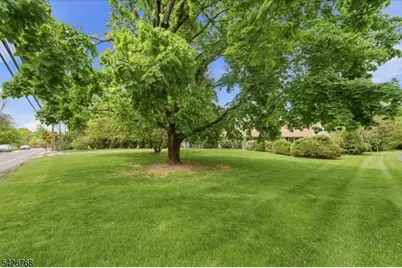 597 Foothill Rd, Bridgewater, NJ 08807 - Photo 35