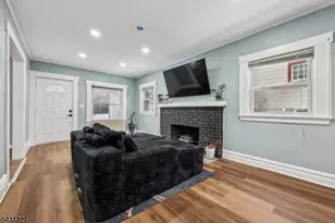 48 Laurel Ave, East Orange, NJ 07017 - Photo 3