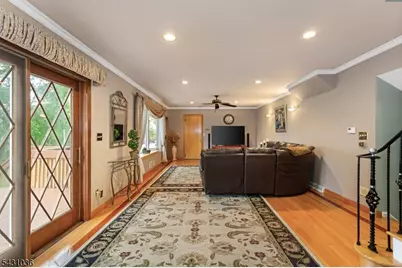 16 Barbara Way, Wayne, NJ 07470 - Photo 13