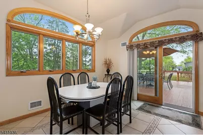 16 Barbara Way, Wayne, NJ 07470 - Photo 9