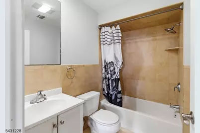 7 Harbor Front Ct. Unit #C7, Elizabeth, NJ 07206 - Photo 25