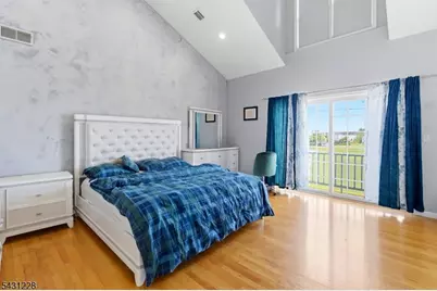 7 Harbor Front Ct. Unit #C7, Elizabeth, NJ 07206 - Photo 17