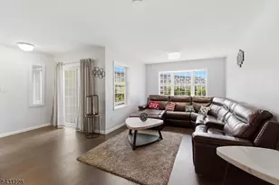 7 Harbor Front Ct Unit, Elizabeth, NJ 07206 - Photo 7