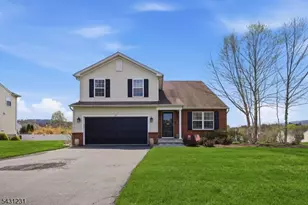 27 Lambert St, Washington Boro, NJ 07882 - Photo 1