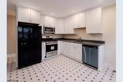 88 Trinity St, Newton, NJ 07860 - Photo 9