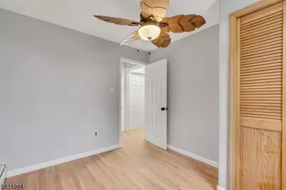 304 N Park Ave., Linden, NJ 07036 - Photo 13