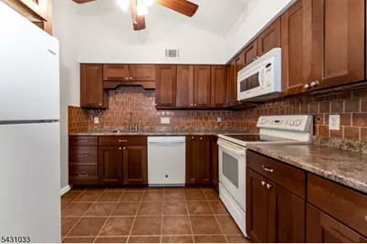 37 Wood Duck Ct, Allamuchy Township, NJ 07840 - Photo 5