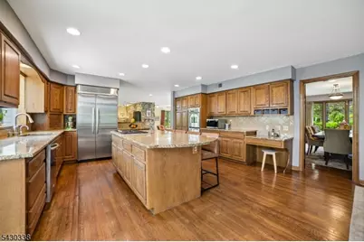 11 Hawthorne Ct, Morris Township, NJ 07960 - Photo 15