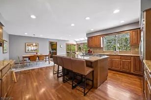11 Hawthorne Ct, Morris Township, NJ 07960 - Photo 13
