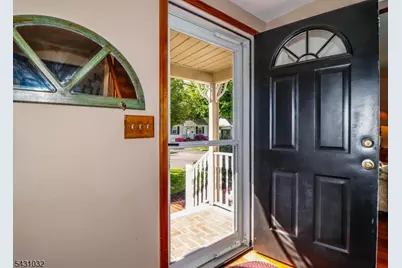 26 W Cliff Rd, Woodbridge Township, NJ 07067 - Photo 5