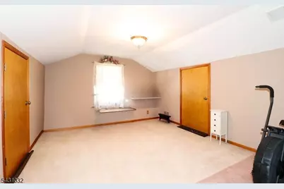 26 W Cliff Rd, Woodbridge Township, NJ 07067 - Photo 23