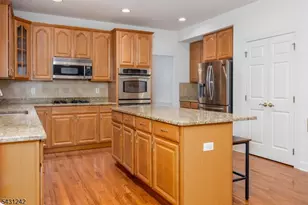 8 Overlook Dr, Riverdale, NJ 07457 - Photo 9