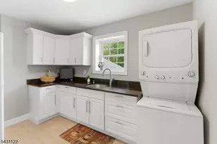 33 Weston Rd, Franklin Township, NJ 08873 - Photo 17