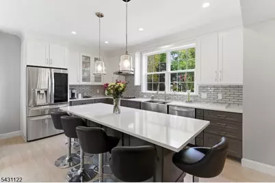 33 Weston Rd, Franklin Township, NJ 08873 - Photo 11