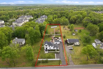 33 Weston Rd, Franklin Township, NJ 08873 - Photo 5
