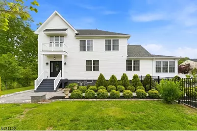 33 Weston Rd, Franklin Township, NJ 08873 - Photo 1