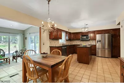 22 Sandalwood Dr, Warren Township, NJ 07059 - Photo 13