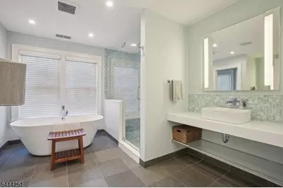 115 Woodland Ave, Summit, NJ 07901 - Photo 25