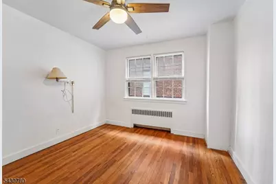 1030 Jassamine Way, Fort Lee, NJ 07024 - Photo 19