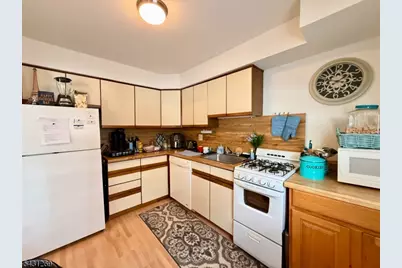 1241A Valley Rd #1241, Wayne, NJ 07470 - Photo 5