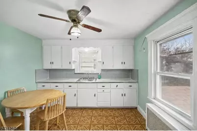 86 Llewellyn Ave, Hawthorne, NJ 07506 - Photo 13