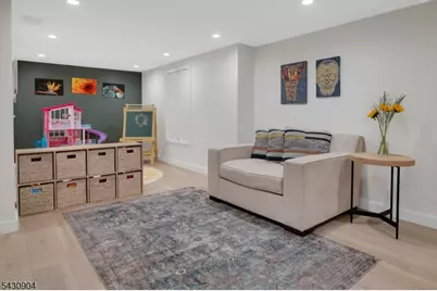 129 Mount Hebron Rd, Montclair, NJ 07043 - Photo 27