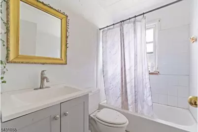 24 Elizabeth St, Paterson, NJ 07503 - Photo 15