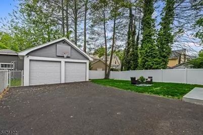 52 Hawthorne Ave, Bloomfield, NJ 07003 - Photo 29