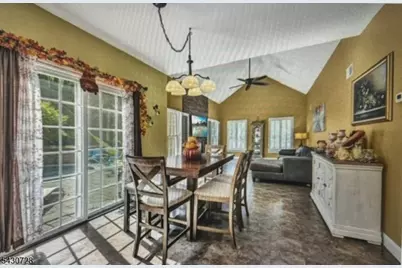 332 Lake Wallkill Rd, Vernon, NJ 07461 - Photo 15