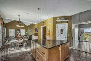 332 Lake Wallkill Rd, Vernon, NJ 07461 - Photo 13