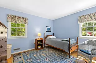260 Lorraine Dr, Berkeley Heights Township, NJ 07922 - Photo 25