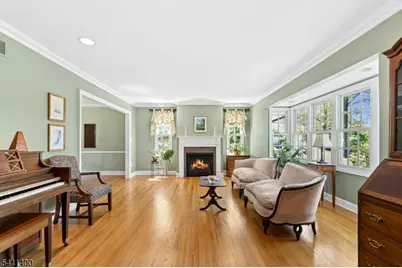 260 Lorraine Dr, Berkeley Heights Township, NJ 07922 - Photo 7
