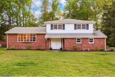 25 Robbins Ave, Berkeley Heights Township, NJ 07922 - Photo 1
