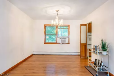 25 Robbins Ave, Berkeley Heights Township, NJ 07922 - Photo 7