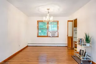 25 Robbins Ave, Berkeley Heights Township, NJ 07922 - Photo 7