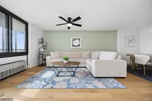 200 Winston Dr, Cliffside Park, NJ 07010 - Photo 13
