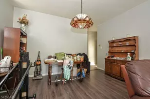 557 Hudson Ave, Weehawken, NJ 07086 - Photo 37