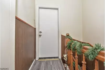 557 Hudson Ave, Weehawken, NJ 07086 - Photo 25