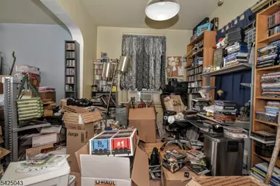 557 Hudson Ave, Weehawken, NJ 07086 - Photo 7