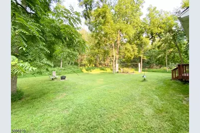 6 Moiyas Rd, Wayne, NJ 07470 - Photo 5