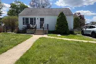 14 Roxbury Dr, Roxbury Township, NJ 07847 - Photo 1