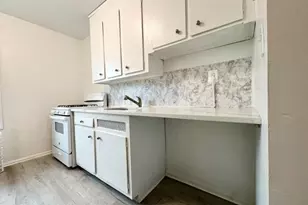2205 N Central Rd, Fort Lee, NJ 07024 - Photo 7