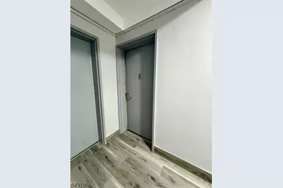 2205 N Central Rd #4 D, Fort Lee, NJ 07024 - Photo 3