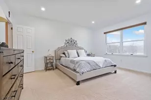 18 Pond Ridge Dr, Clinton, NJ 08809 - Photo 19