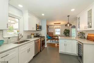 384 Essex Ave, Bloomfield, NJ 07003 - Photo 17