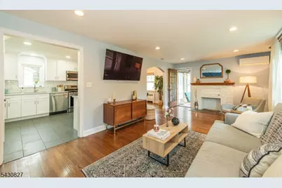 384 Essex Ave, Bloomfield, NJ 07003 - Photo 5
