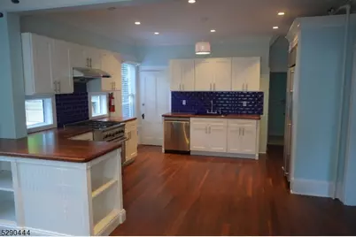 96 High St, Newton, NJ 07860 - Photo 3